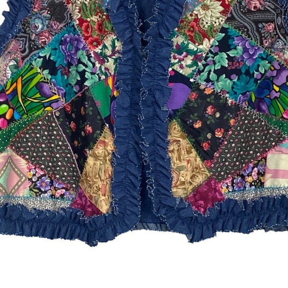 Handmade patchwork vest - Picture 7 of 9